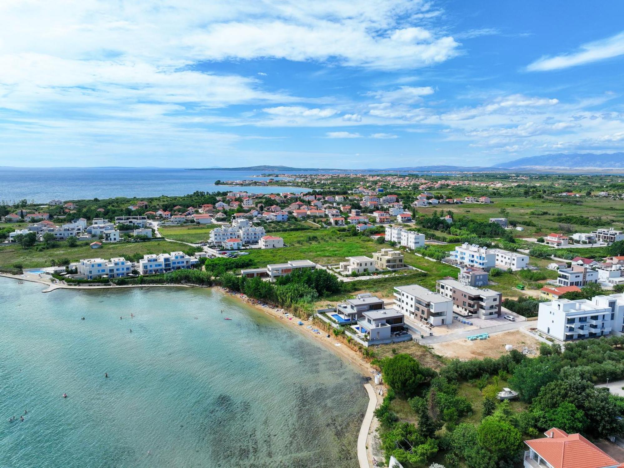 Deluxe Apartments Privlaka On The Sand Bagian luar foto