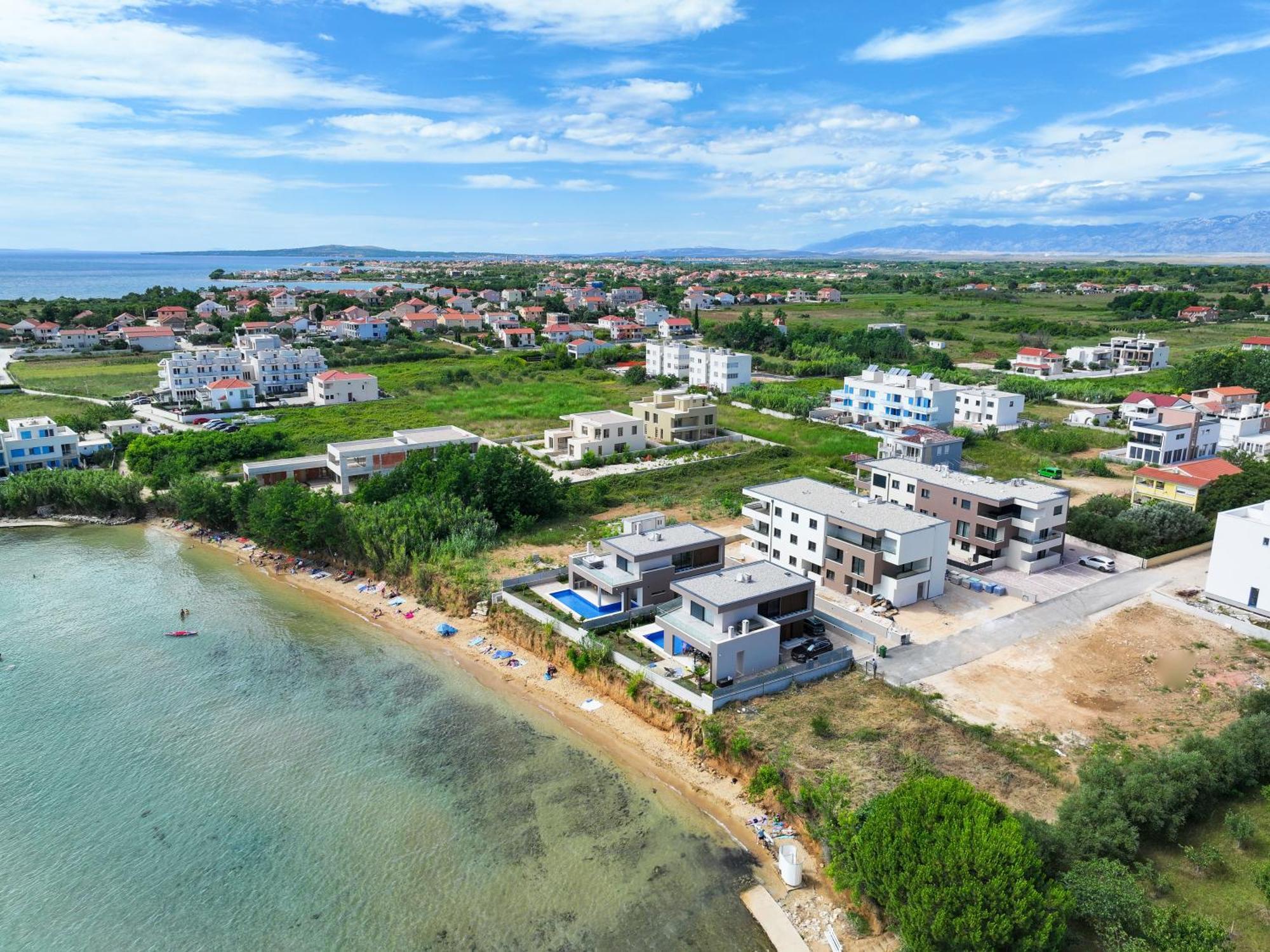 Deluxe Apartments Privlaka On The Sand Bagian luar foto