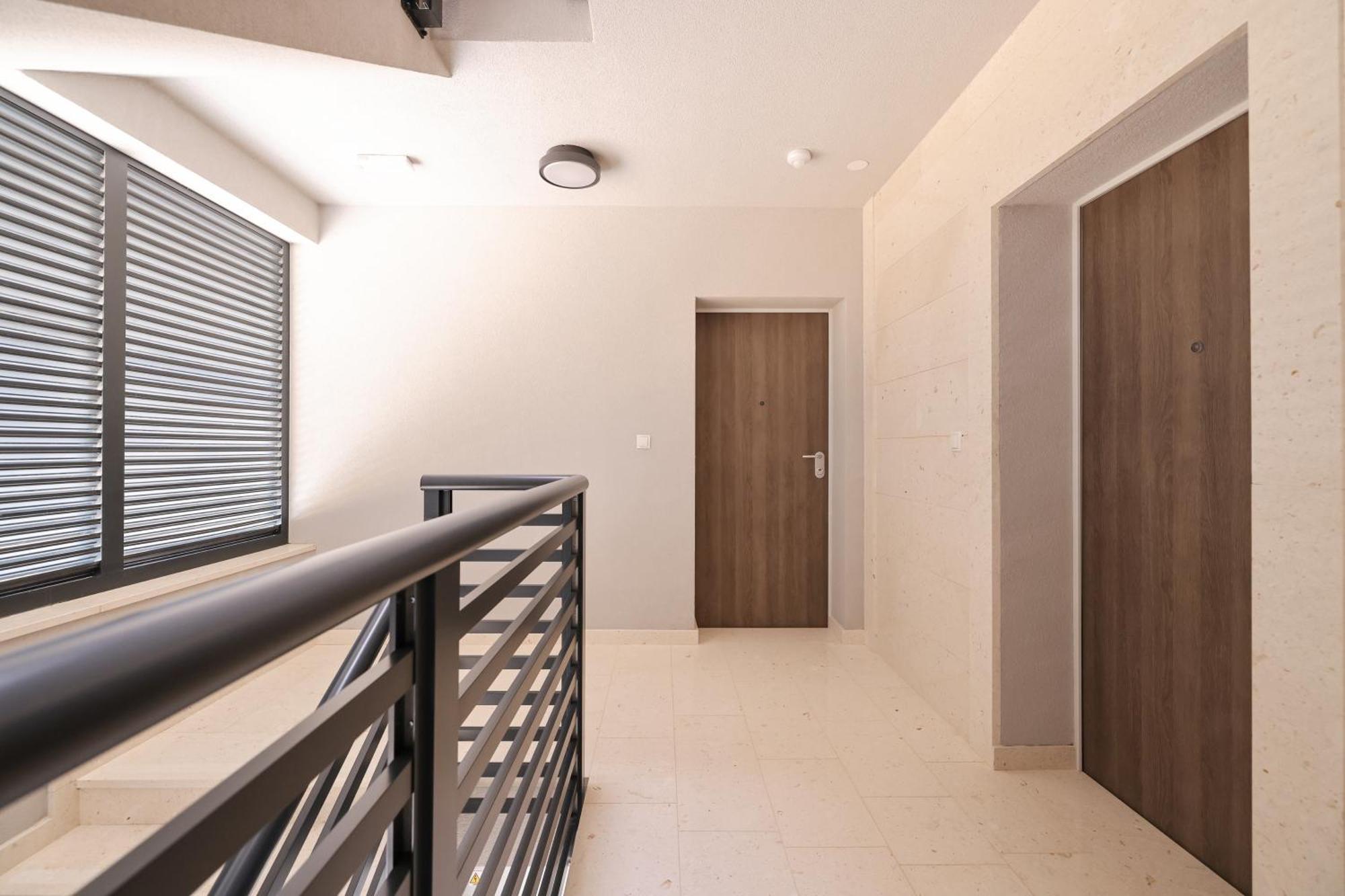 Deluxe Apartments Privlaka On The Sand Bagian luar foto