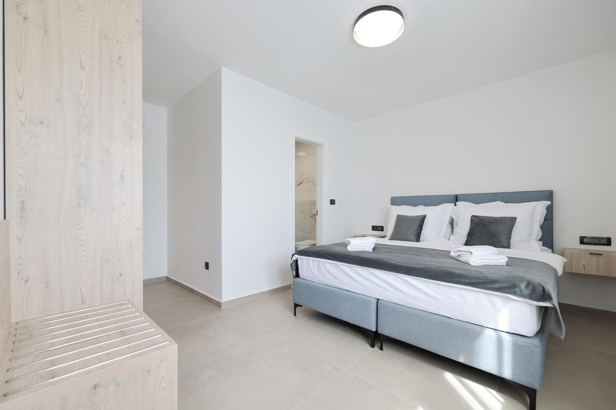 Deluxe Apartments Privlaka On The Sand Ruang foto